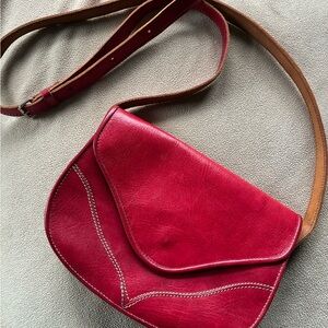Elegant Red Leather Shoulder Bag